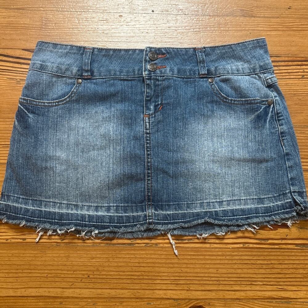 Y2K Deb Jeans medium wash raw hem button zip fly denim mini skirt‎ SIZE 7